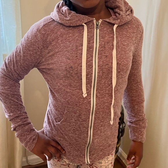 Aeropostale - Picture 2 of 3